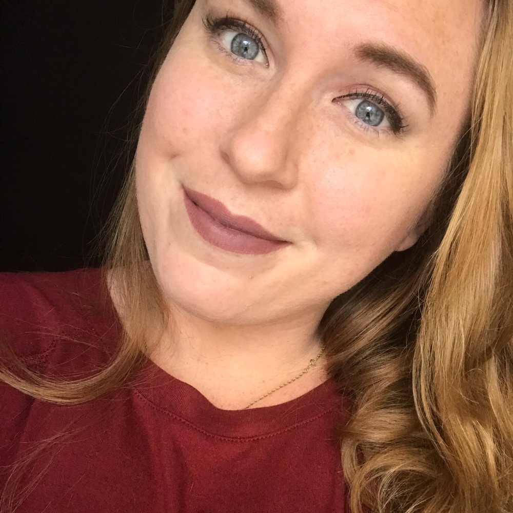 Meet your Posher, Dakota